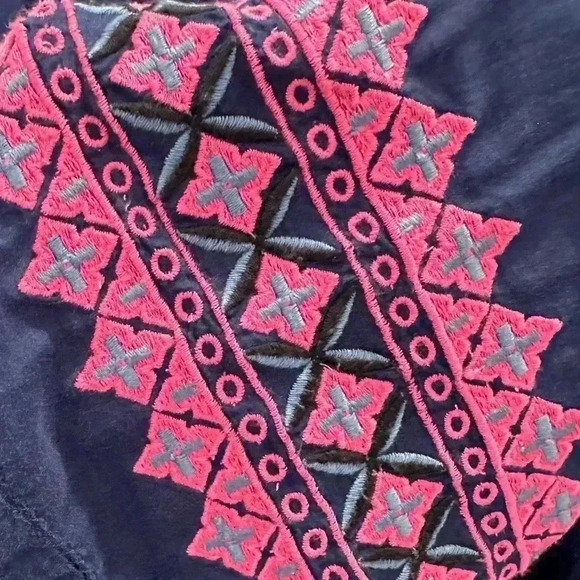 Vineyard Vines Navy Blue with Pink Detail Cotton Silk Blend Blouse, Size Medium - Picture 8 of 9